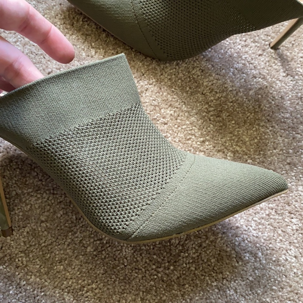 Steve Madden Heels - Picture 3 of 13